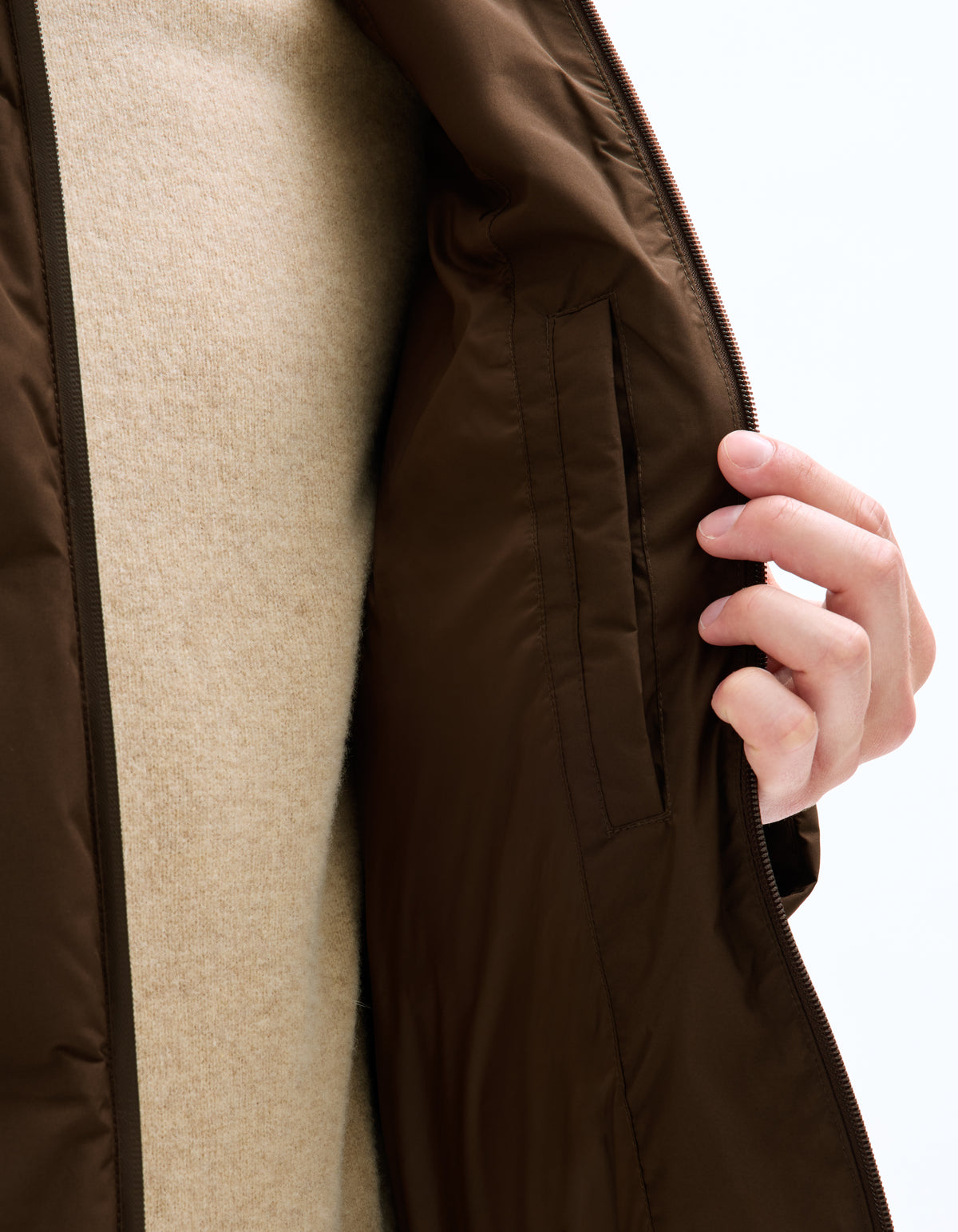 Regular Fit 100% Polyester Solid Hooded Jackets