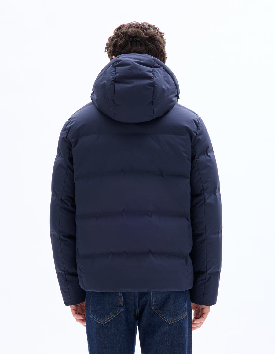 Regular Fit 100% Polyester Solid Hooded Jackets