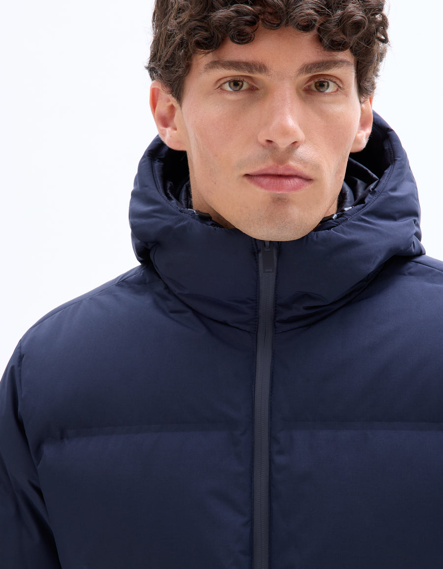Regular Fit 100% Polyester Solid Hooded Jackets