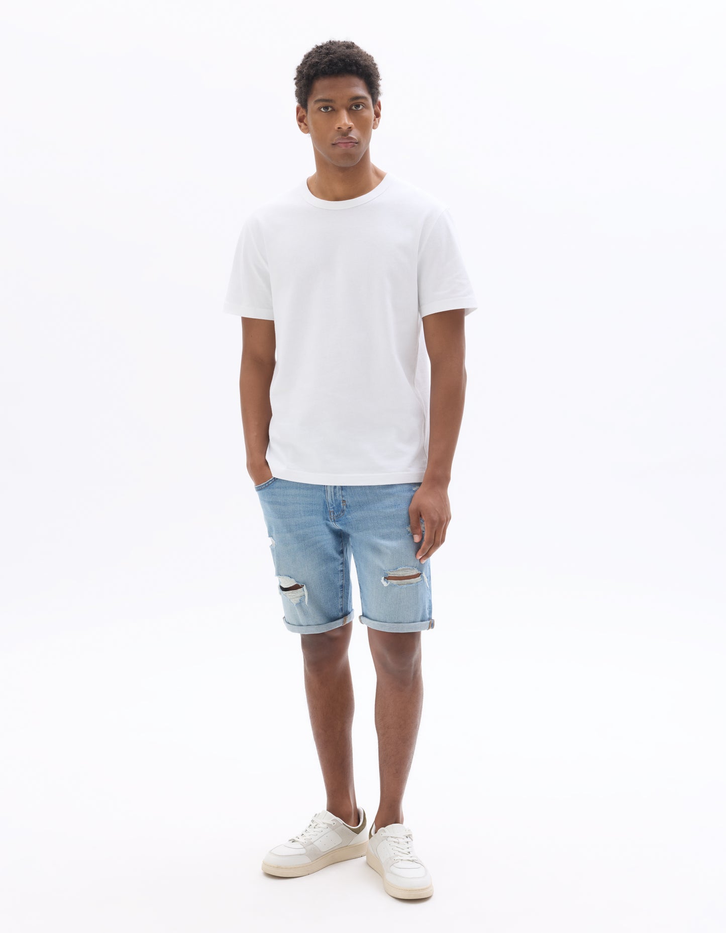 Celio Solid Straight Fit Cotton Blue Shorts