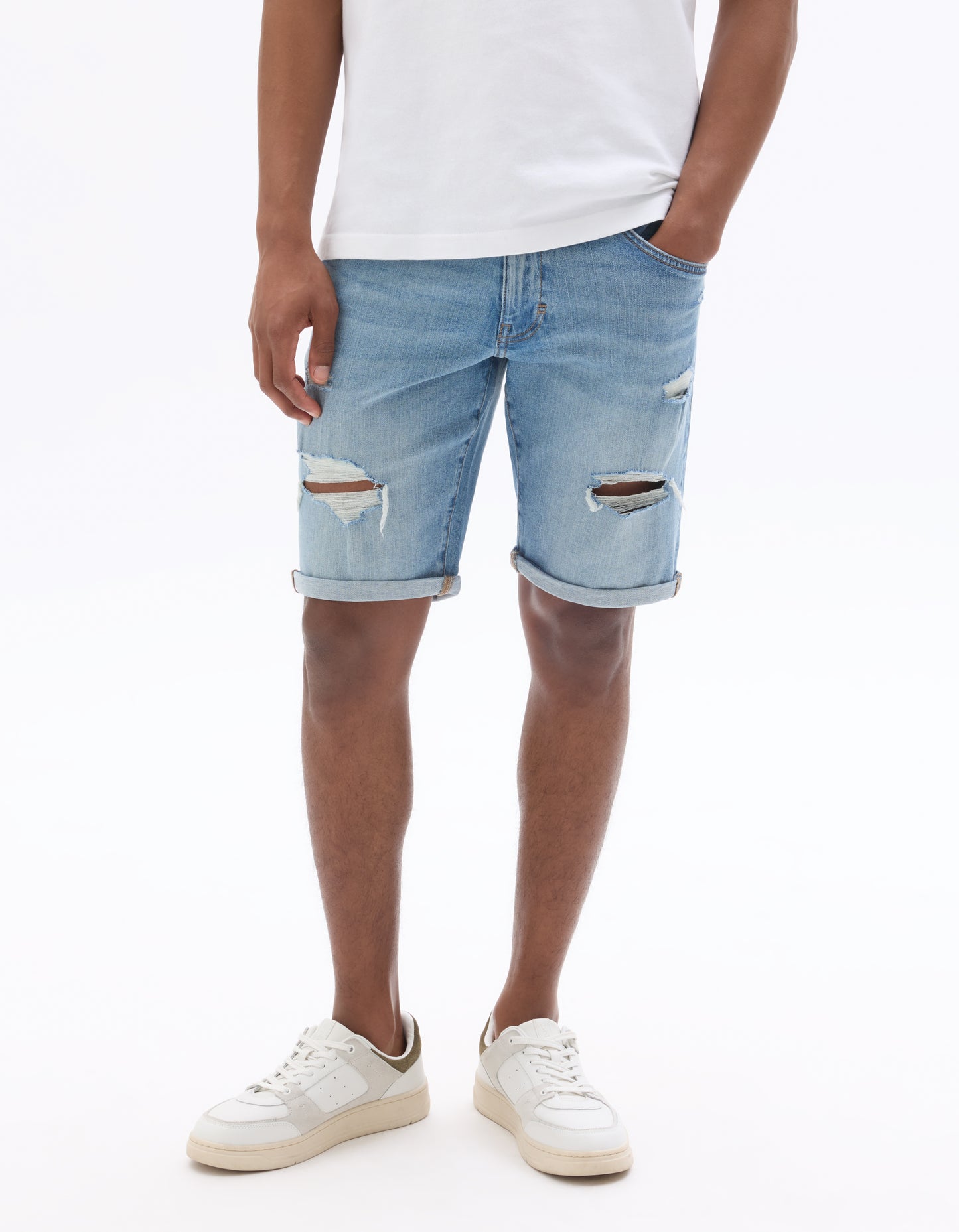 Celio Solid Straight Fit Cotton Blue Shorts