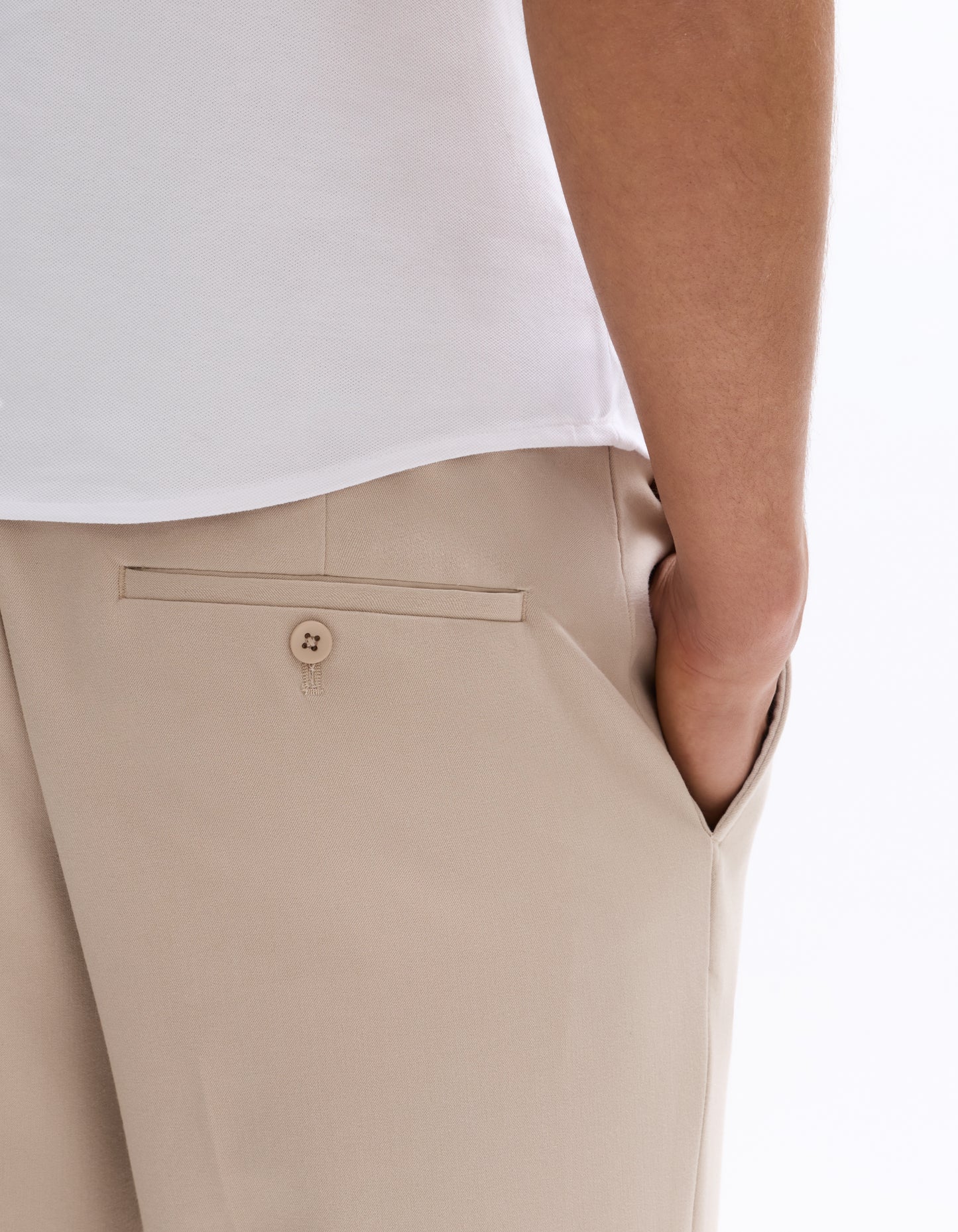 Celio Solid Loose Fit Poly-Blend Beige Trousers