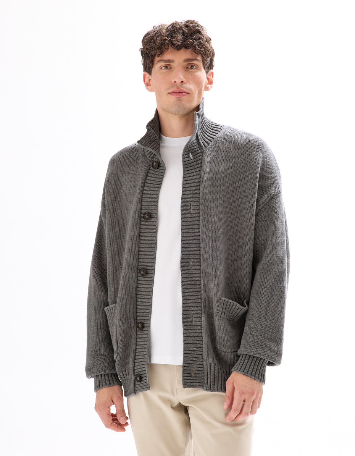 Regular Fit Cotton Solid Crew Neck Sweaters