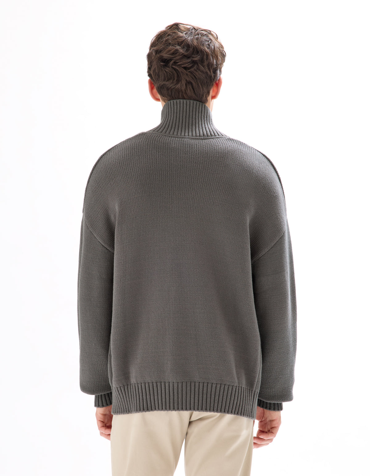 Regular Fit Cotton Solid Crew Neck Sweaters