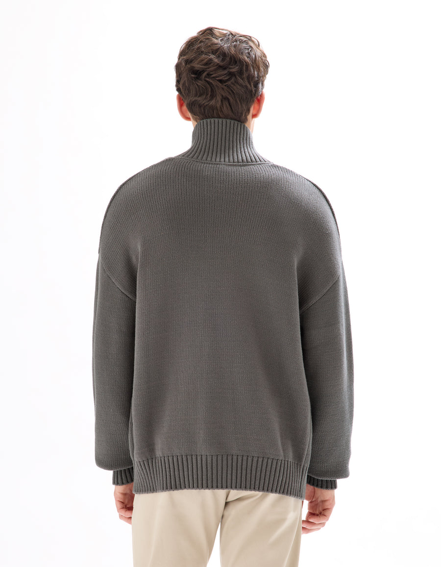 Regular Fit Cotton Solid Crew Neck Sweaters