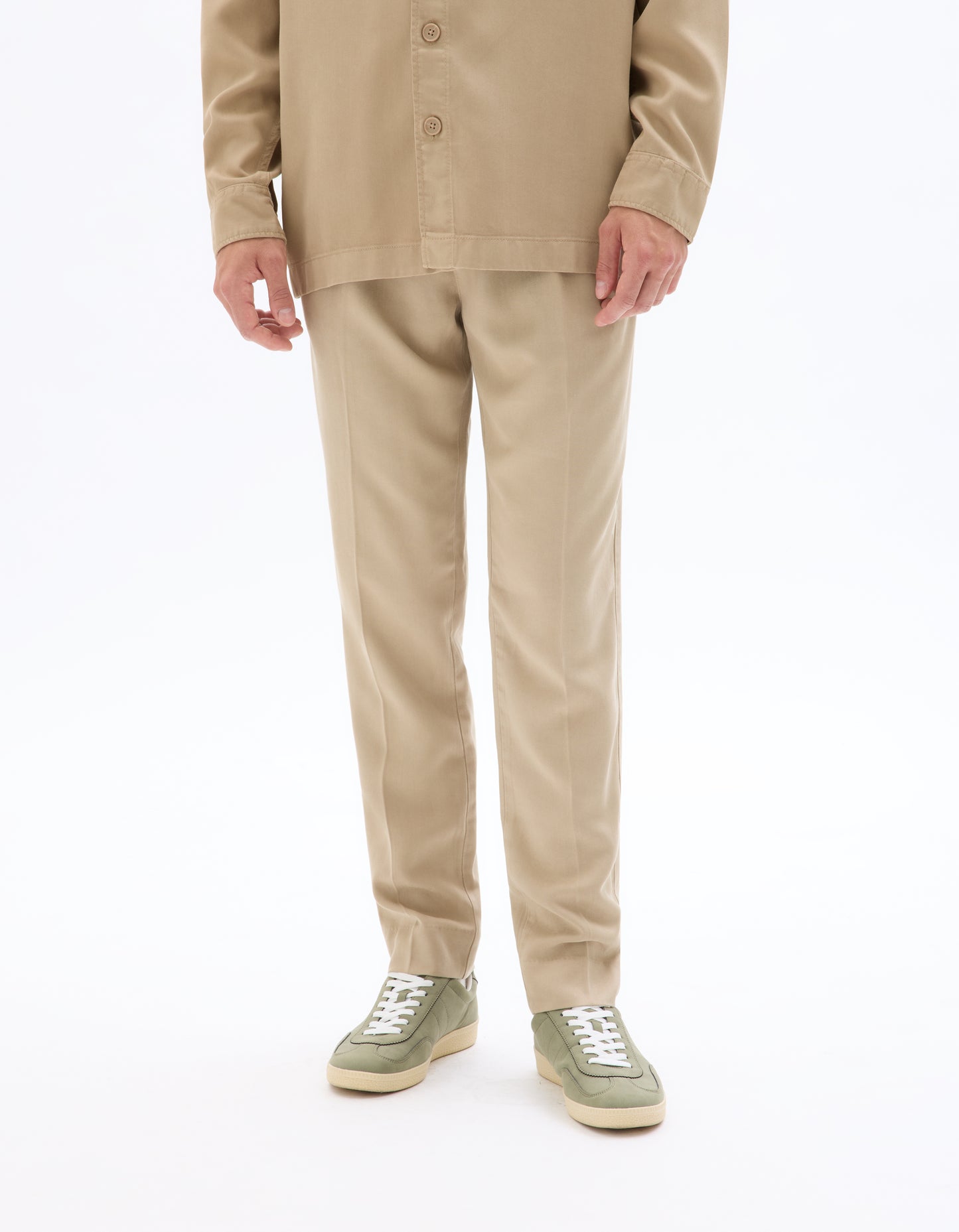 Celio* Men Beige Straight Fit Viscose Rayon Tencel Trouser