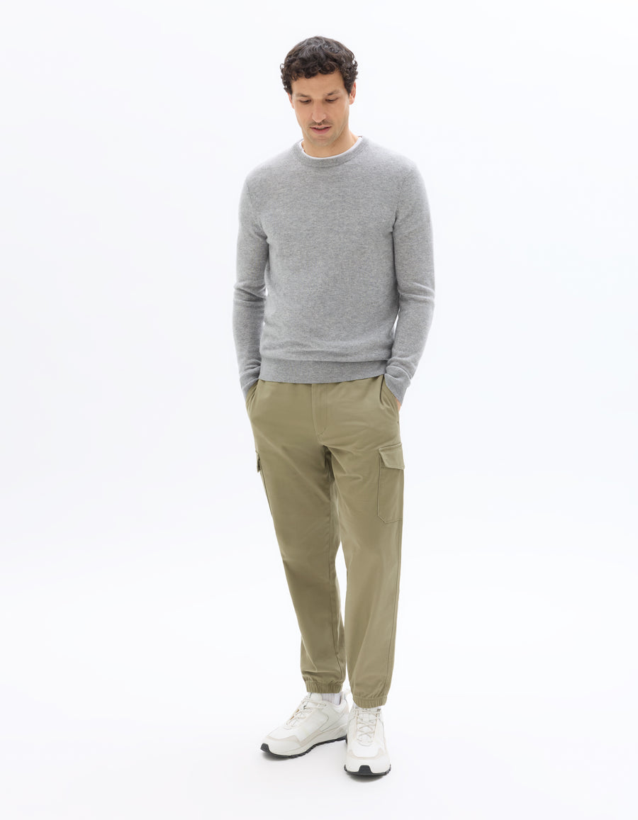 Celio* Olive Straight Fit Solid Cotton Men Trousers