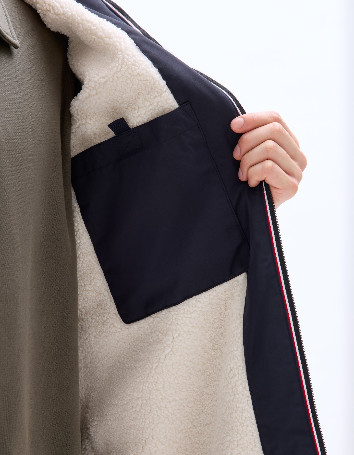 Regular Fit 100% Polyester Solid Hooded Jackets