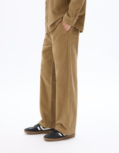 Celio* Men Brown Solid Loose Fit Cotton Trousers