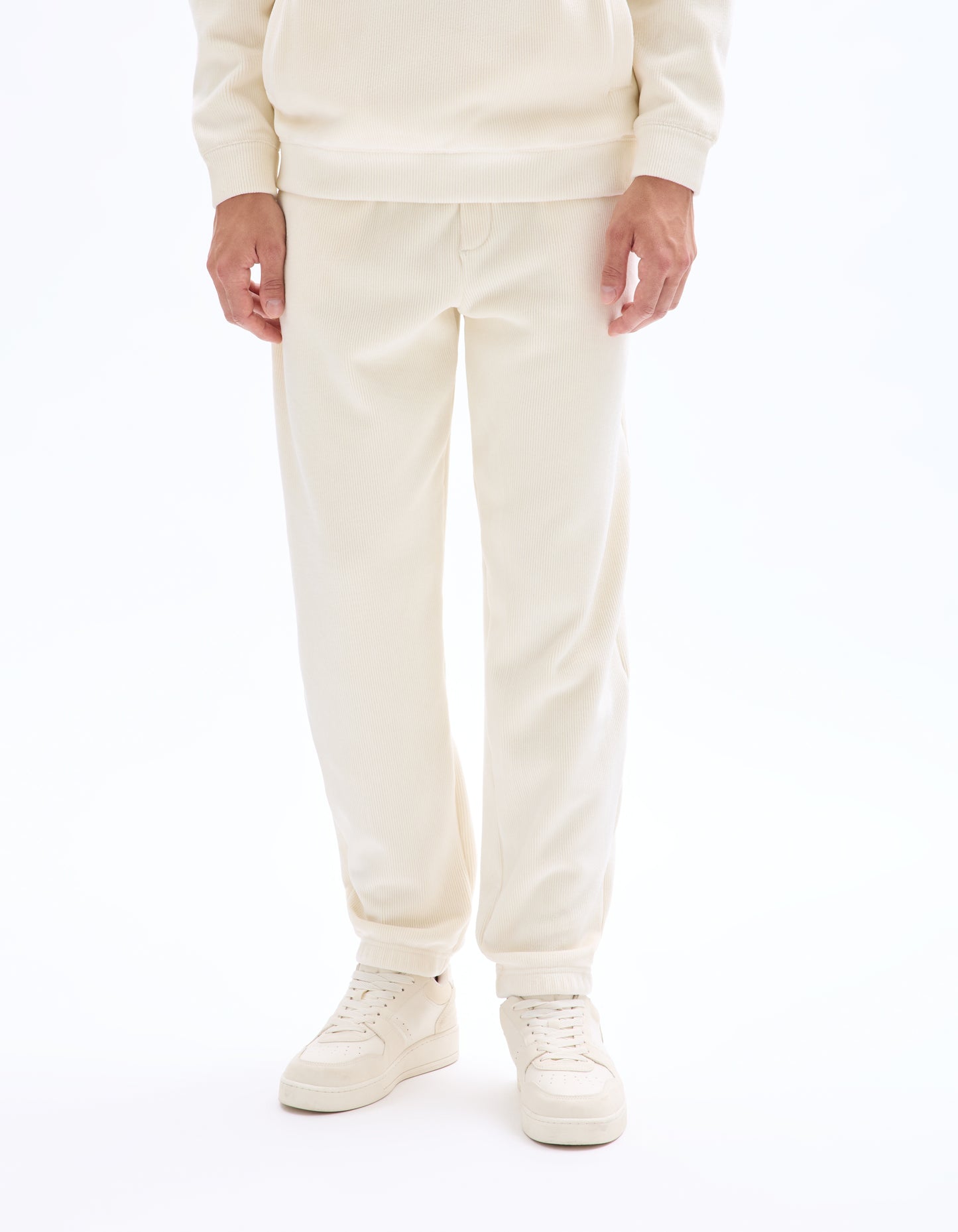 Celio Mens White Solid Oversize Fit Polyester Jogger