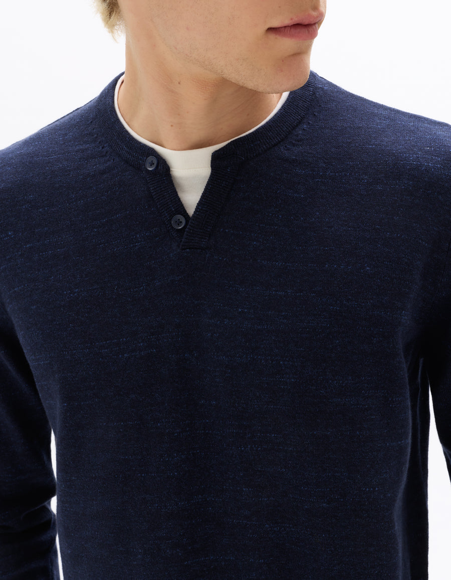 Regular Fit Poly-Cotton Solid Round neck Sweaters