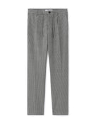 Celio Men Grey Solid Straight Fit Poly-Blend Trousers