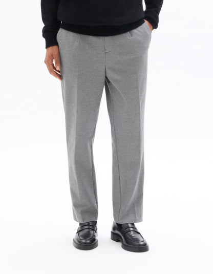 Celio Men Grey Solid Straight Fit Poly-Blend Trousers