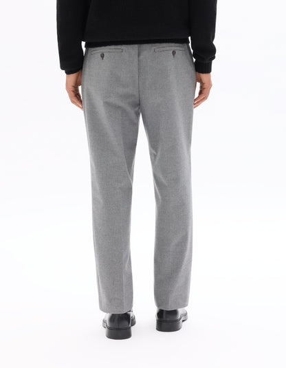 Celio Men Grey Solid Straight Fit Poly-Blend Trousers