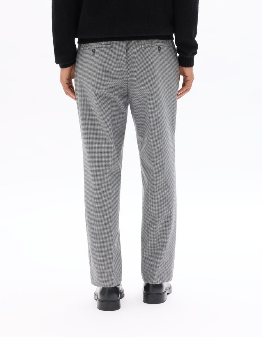 Celio Men Grey Solid Straight Fit Poly-Blend Trousers