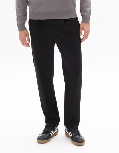 Celio* Men Straight Fit Black Solid Cotton Trousers