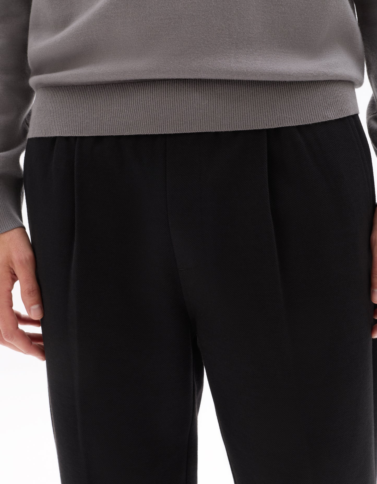 Celio* Men Straight Fit Black Solid Cotton Trousers