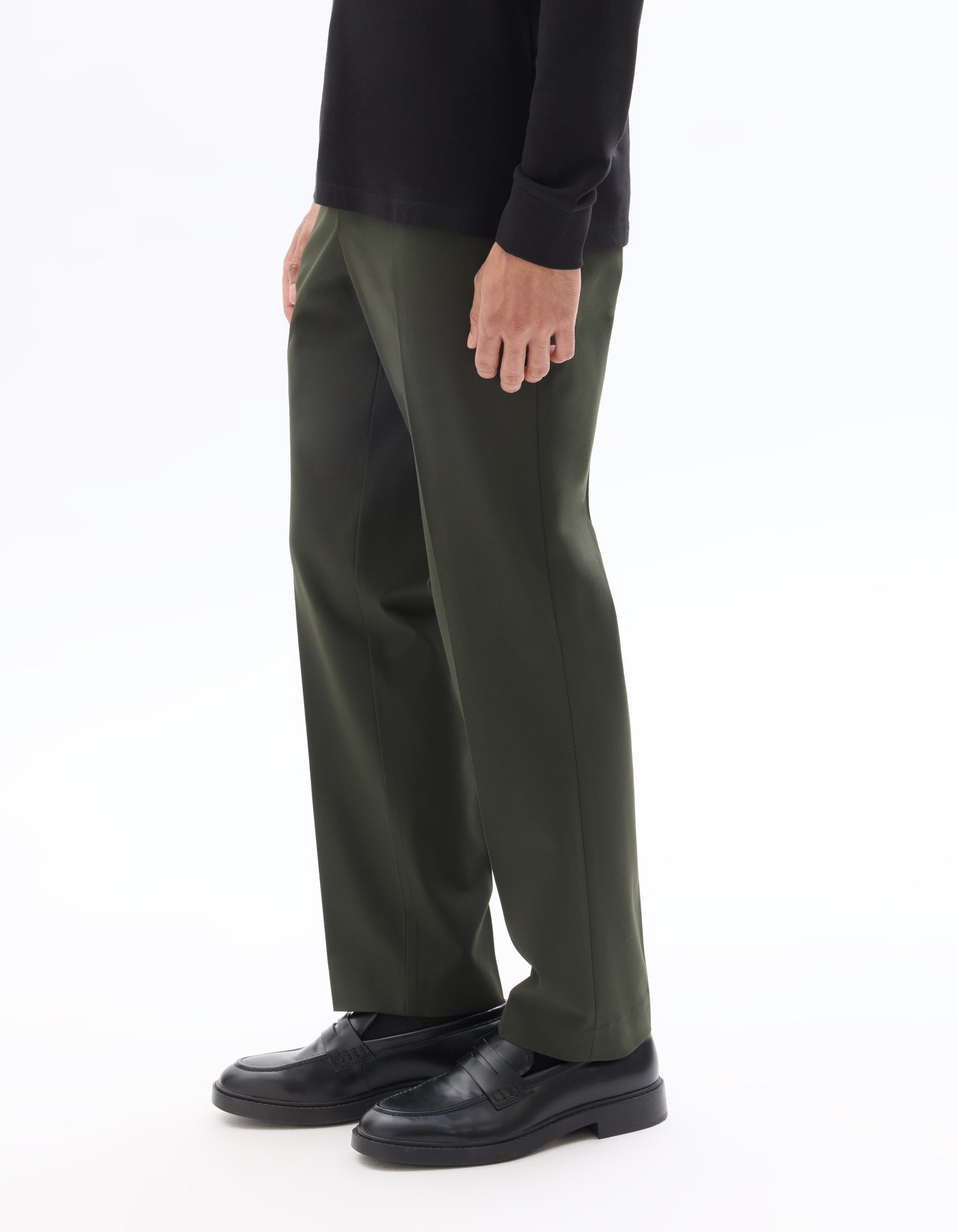 Celio* Men Olive Solid Straight Fit Polyester Trousers