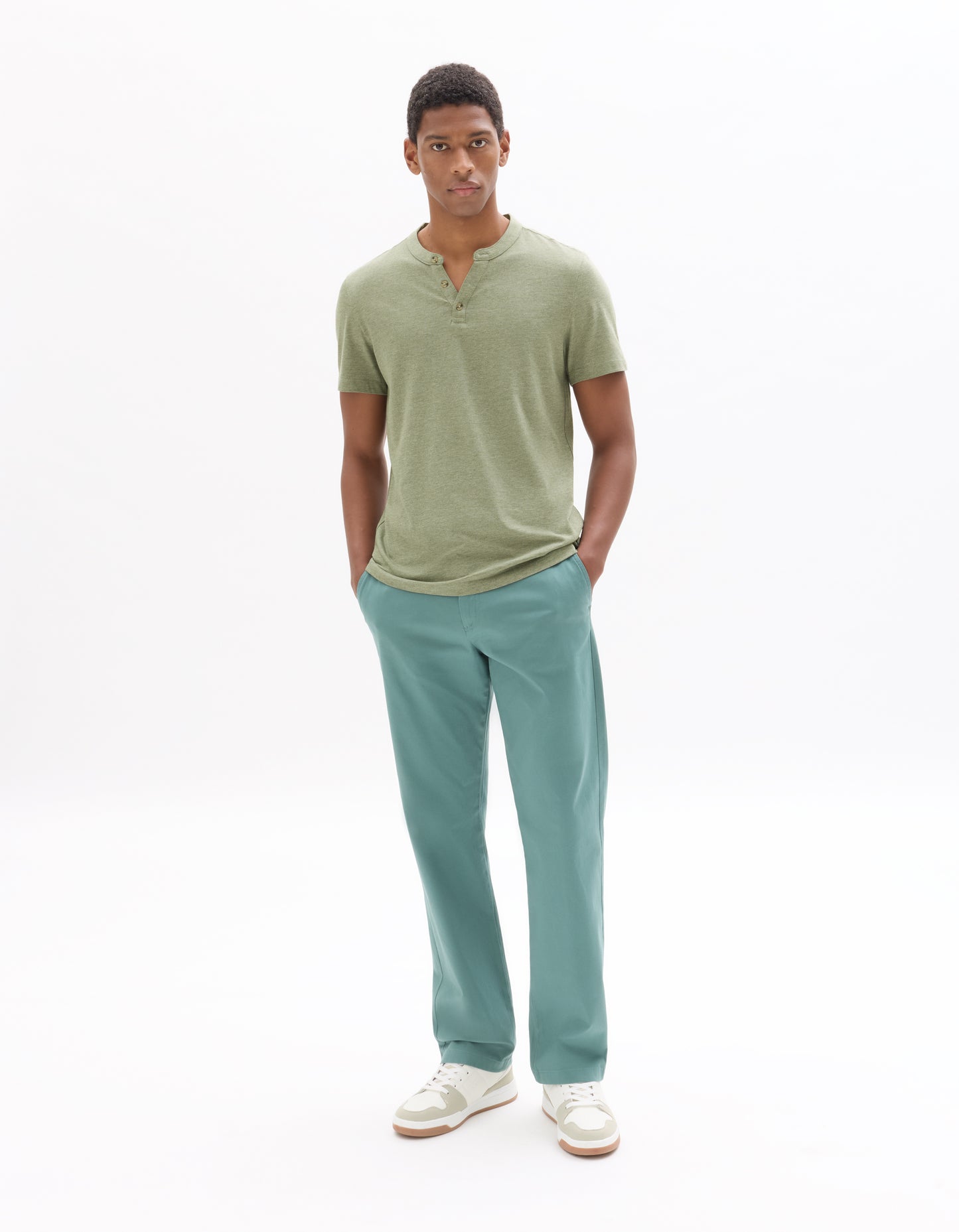 Celio Solid Straight Fit Cotton Green Trousers