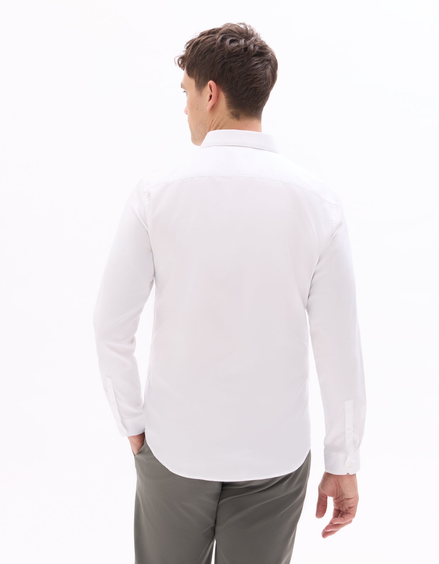 Celio* White Solid Cotton Slim Fit  Men Shirts