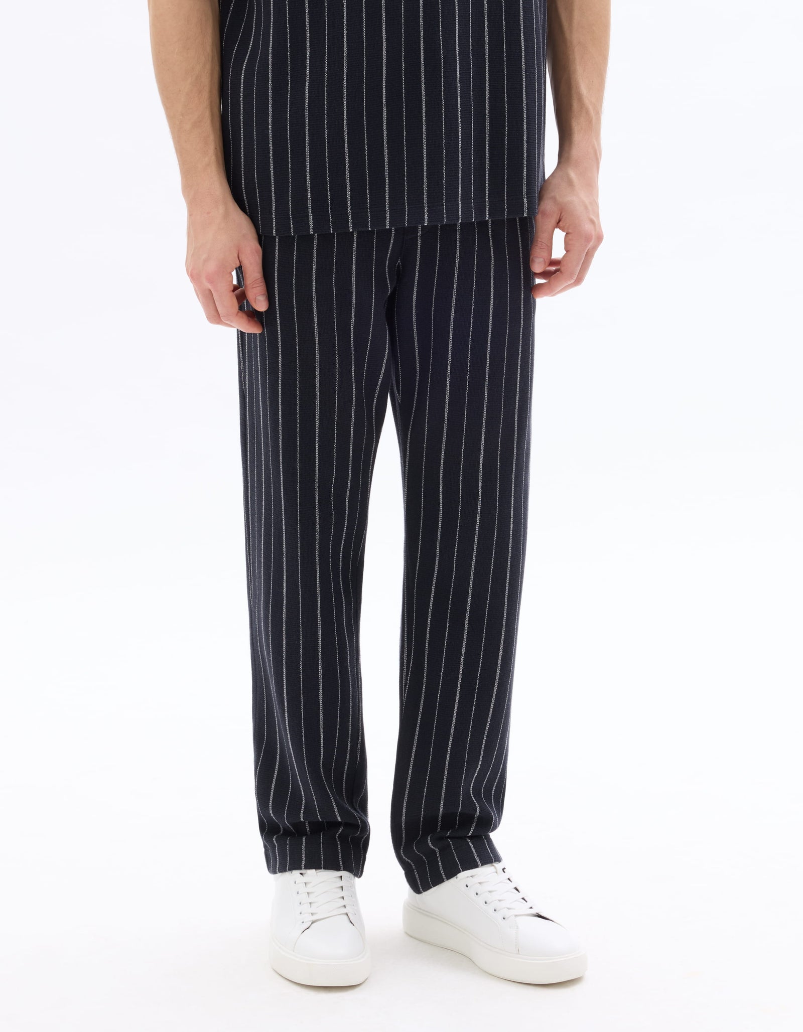 Celio Mens Navy Solid Loose Fit Polyester Casual Trouser