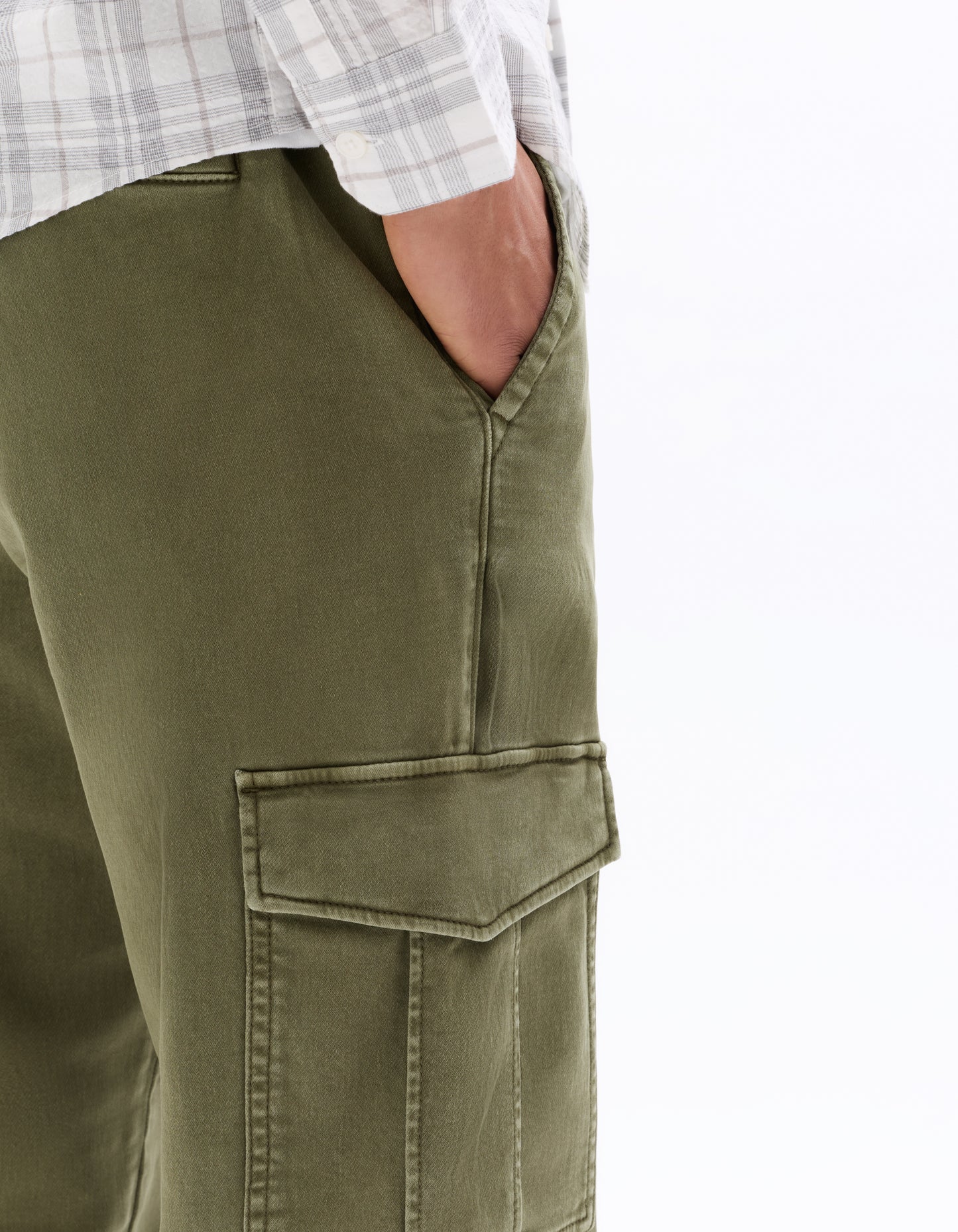 Celio Solid Straight Fit Cotton-Poly-Blend Green Trousers