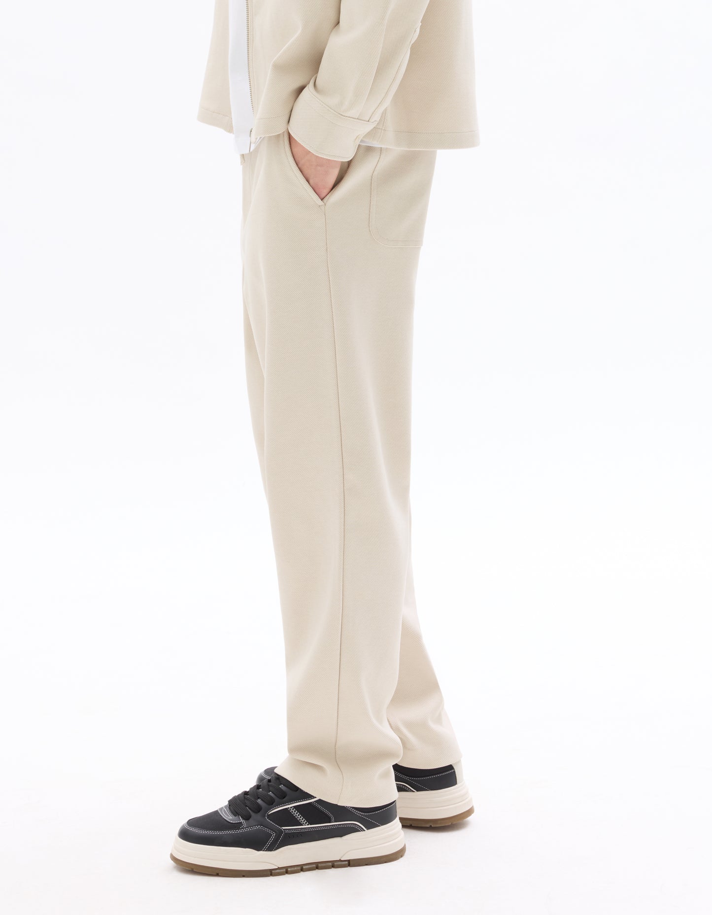 Celio* Solid Straight Fit Men Cotton Beige Trousers