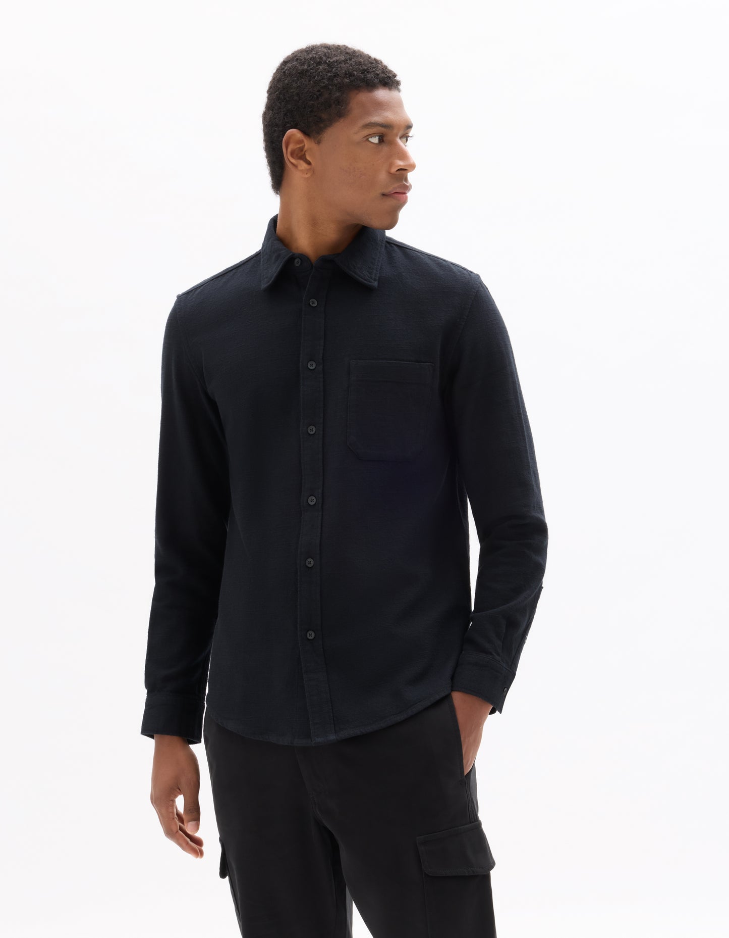 Celio* Regular Fit Men Solid Black Cotton Shirts