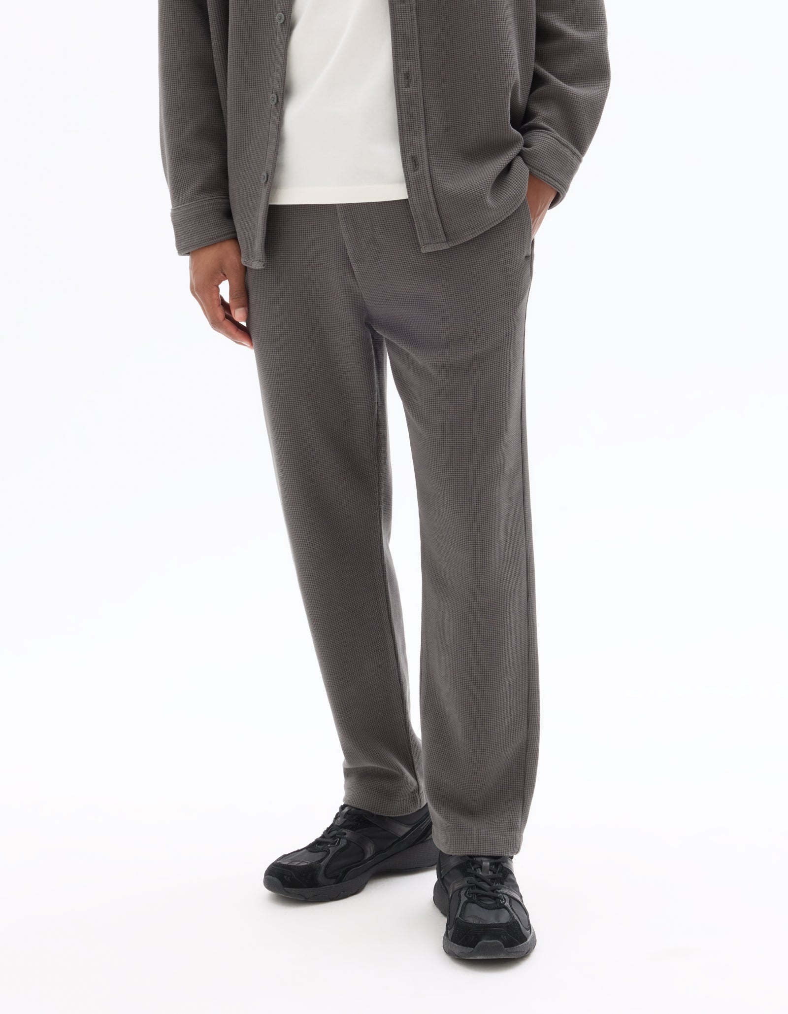 Celio Textured Straight Fit Cotton-Poly-Blend Khaki Trousers
