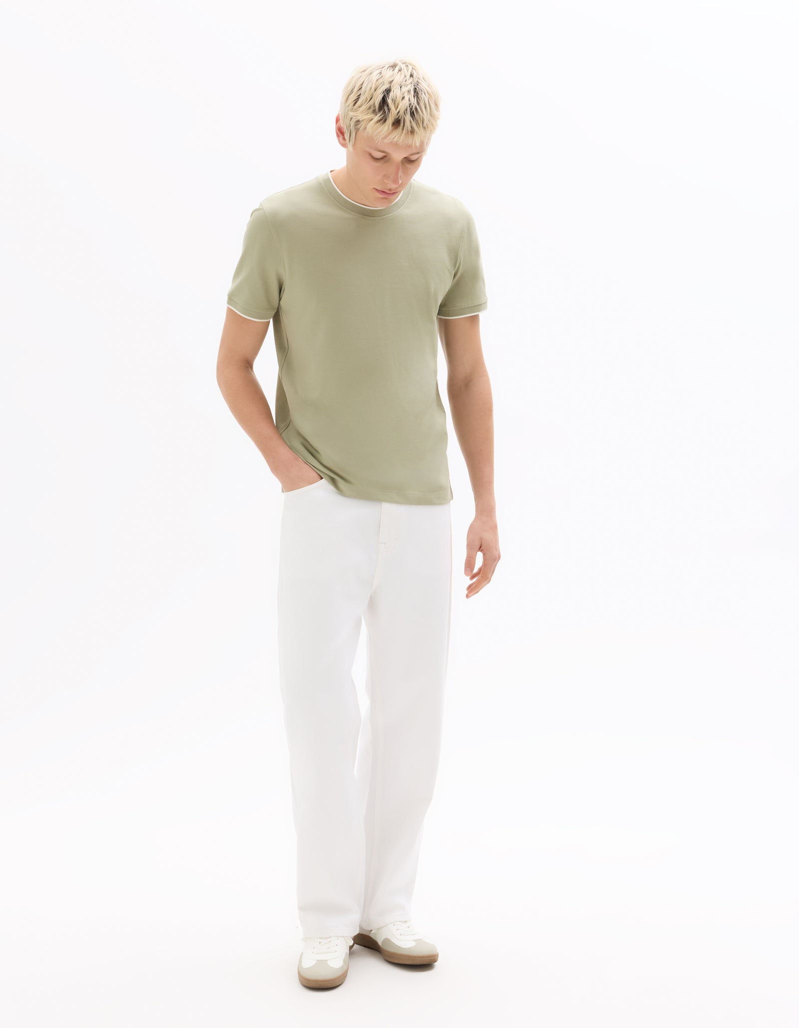 Celio Solid Regular Fit Cotton Green Tshirts