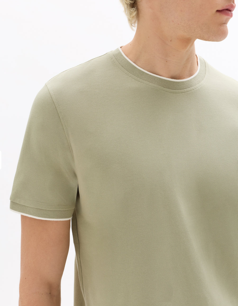 Celio Solid Regular Fit Cotton Green Tshirts