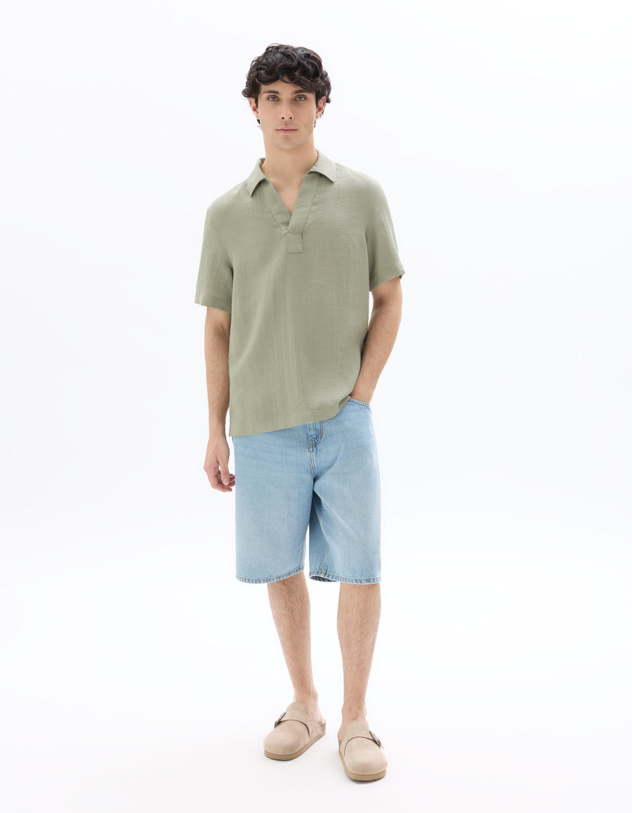 Regular Fit Poly-Viscose Textured Spread collar Shirts