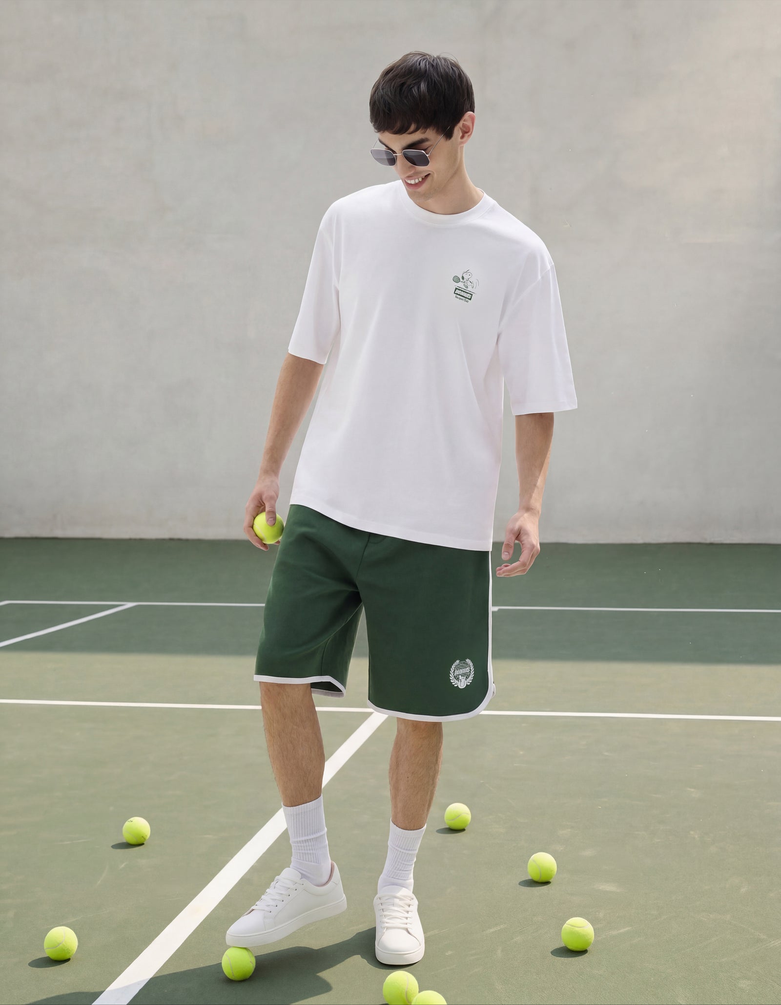 Peanuts Regular Fit 100% Cotton Solid Shorts - Green
