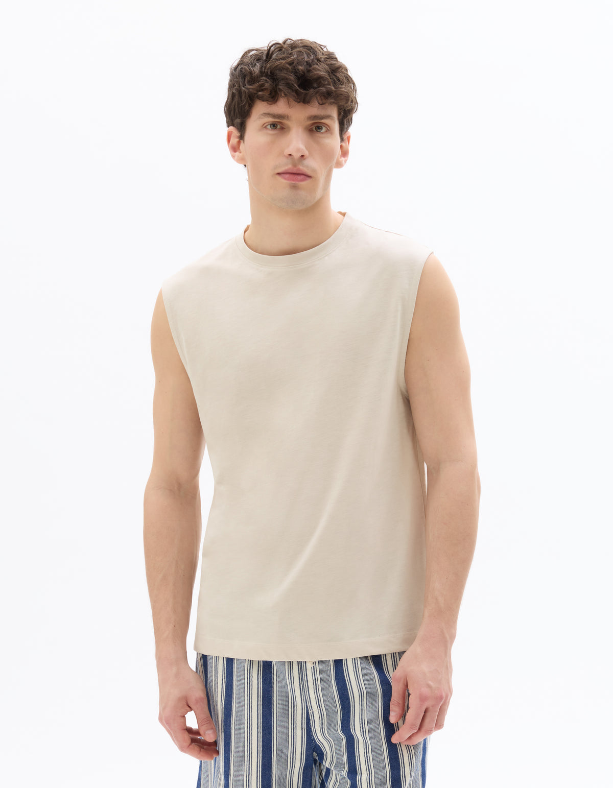 Regular Fit Poly-Cotton Solid Crew Neck T-Shirts