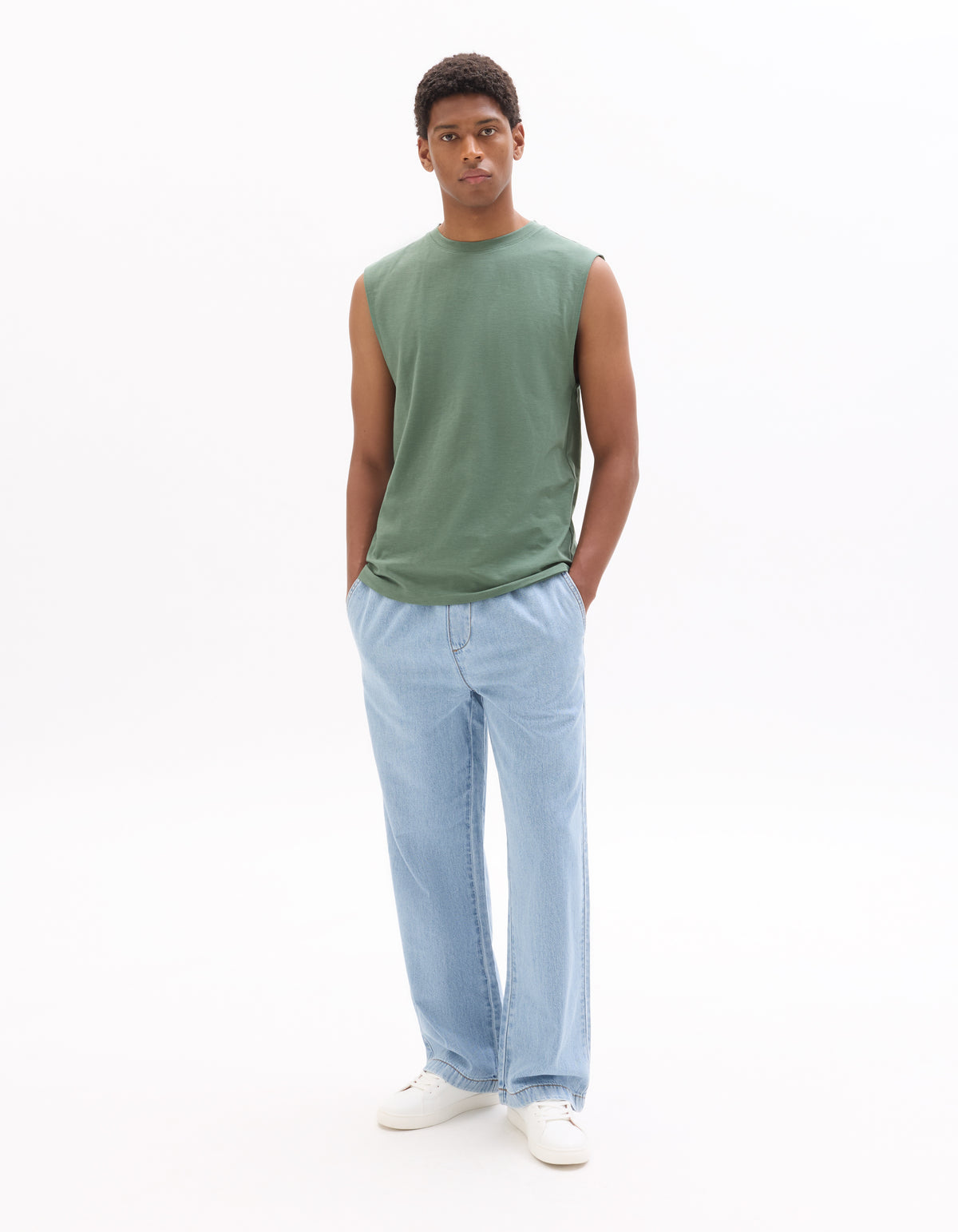 Regular Fit Poly-Cotton Solid Crew Neck T-Shirts