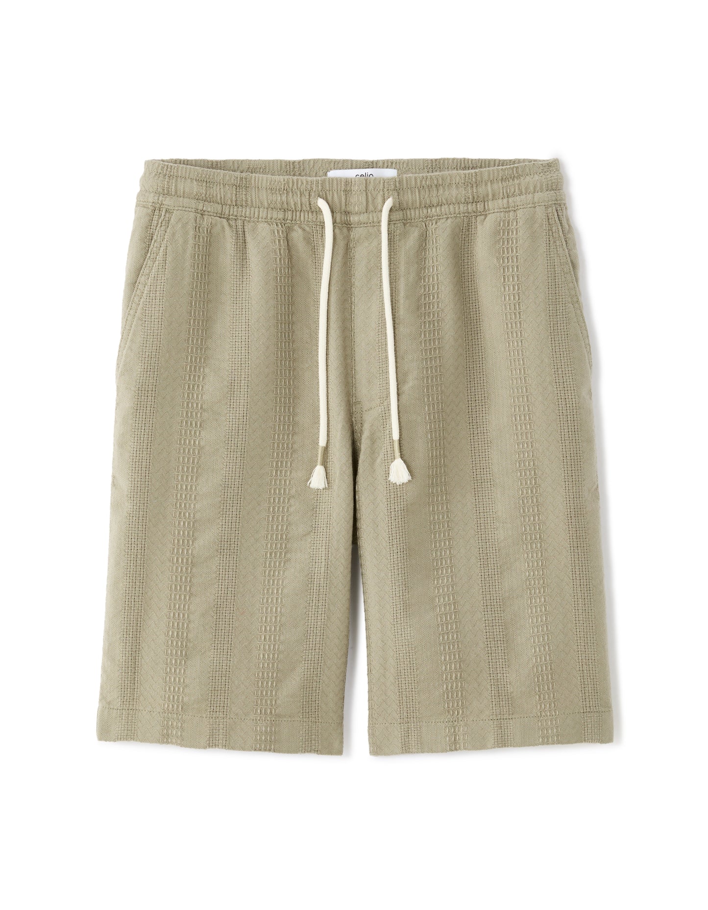 Bermuda Fit 100% Cotton Solid Bermuda