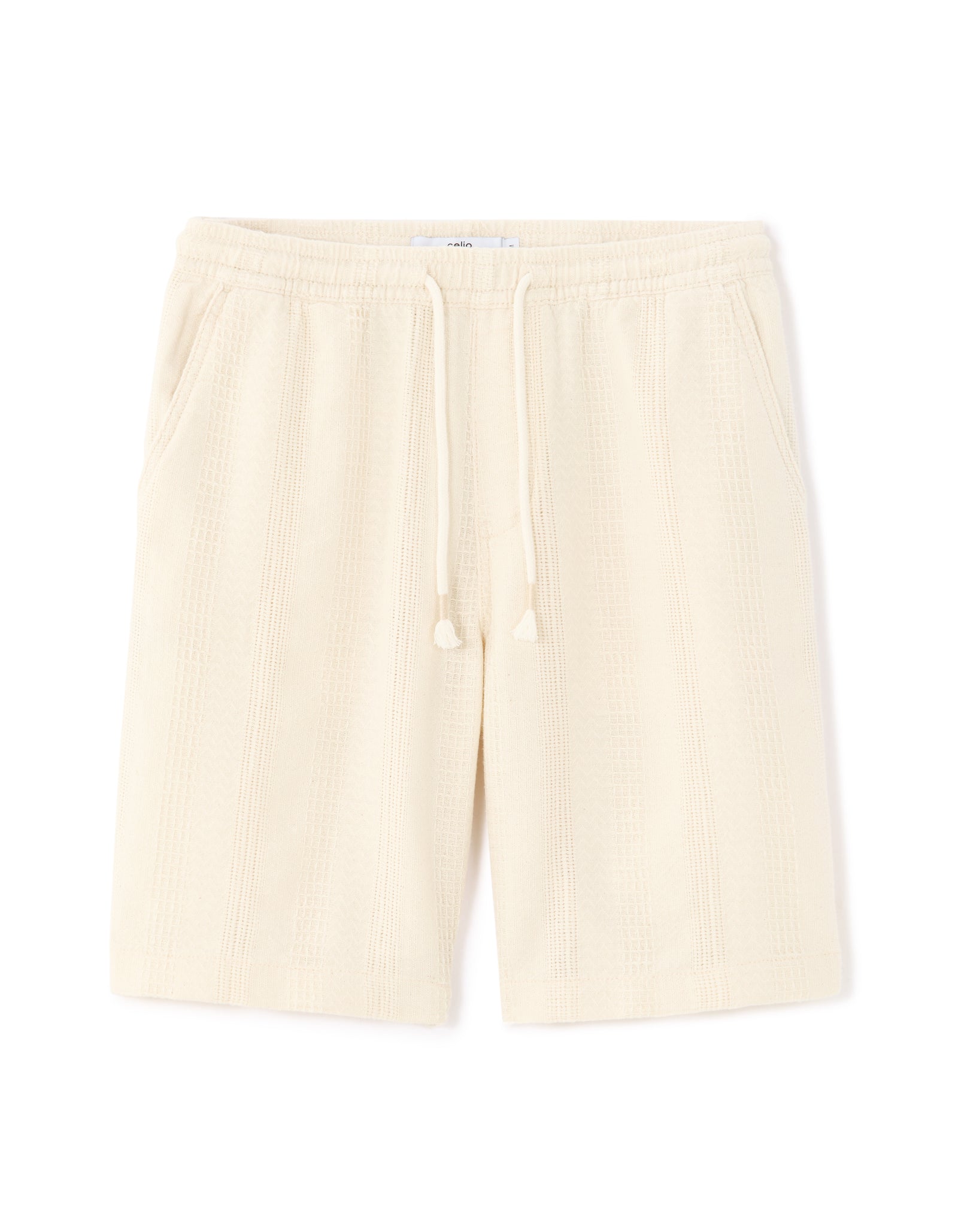 Bermuda Fit 100% Cotton Solid Bermuda