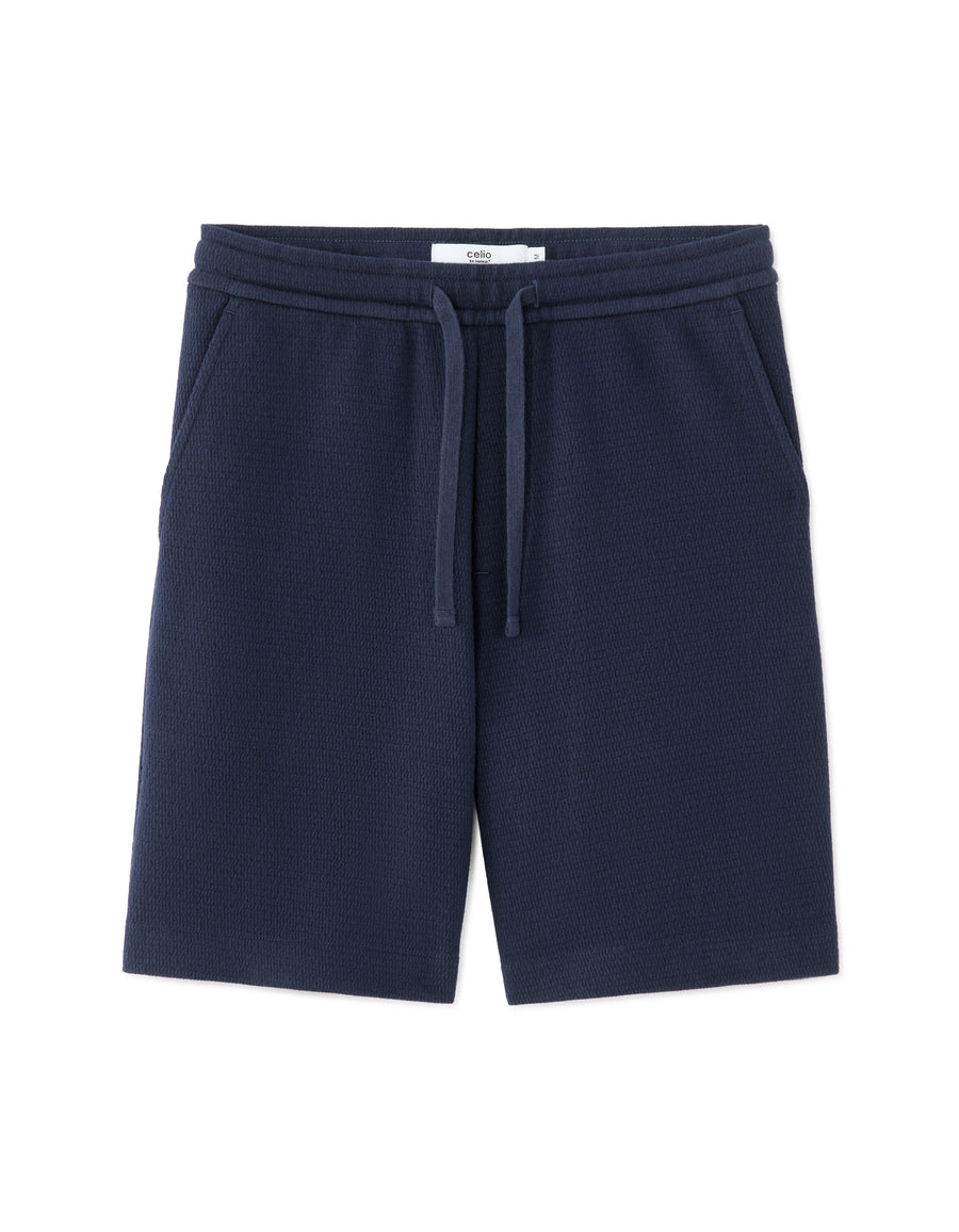 Bermuda Fit 100% Cotton Solid Bermuda