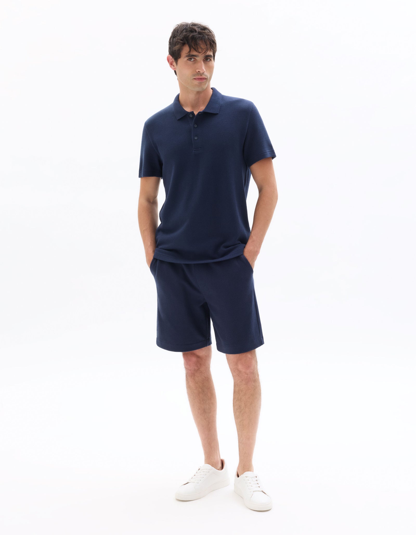 Bermuda Fit 100% Cotton Solid Bermuda