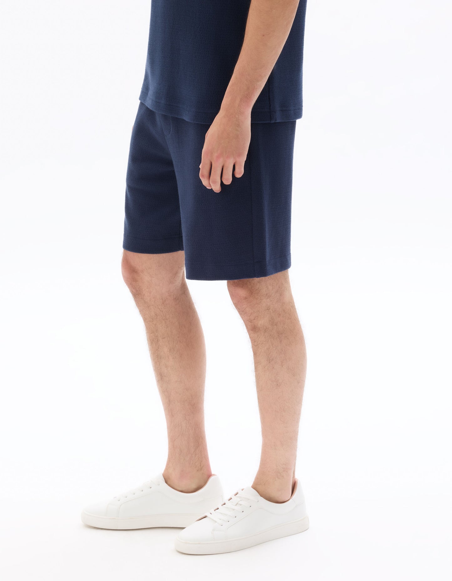 Bermuda Fit 100% Cotton Solid Bermuda