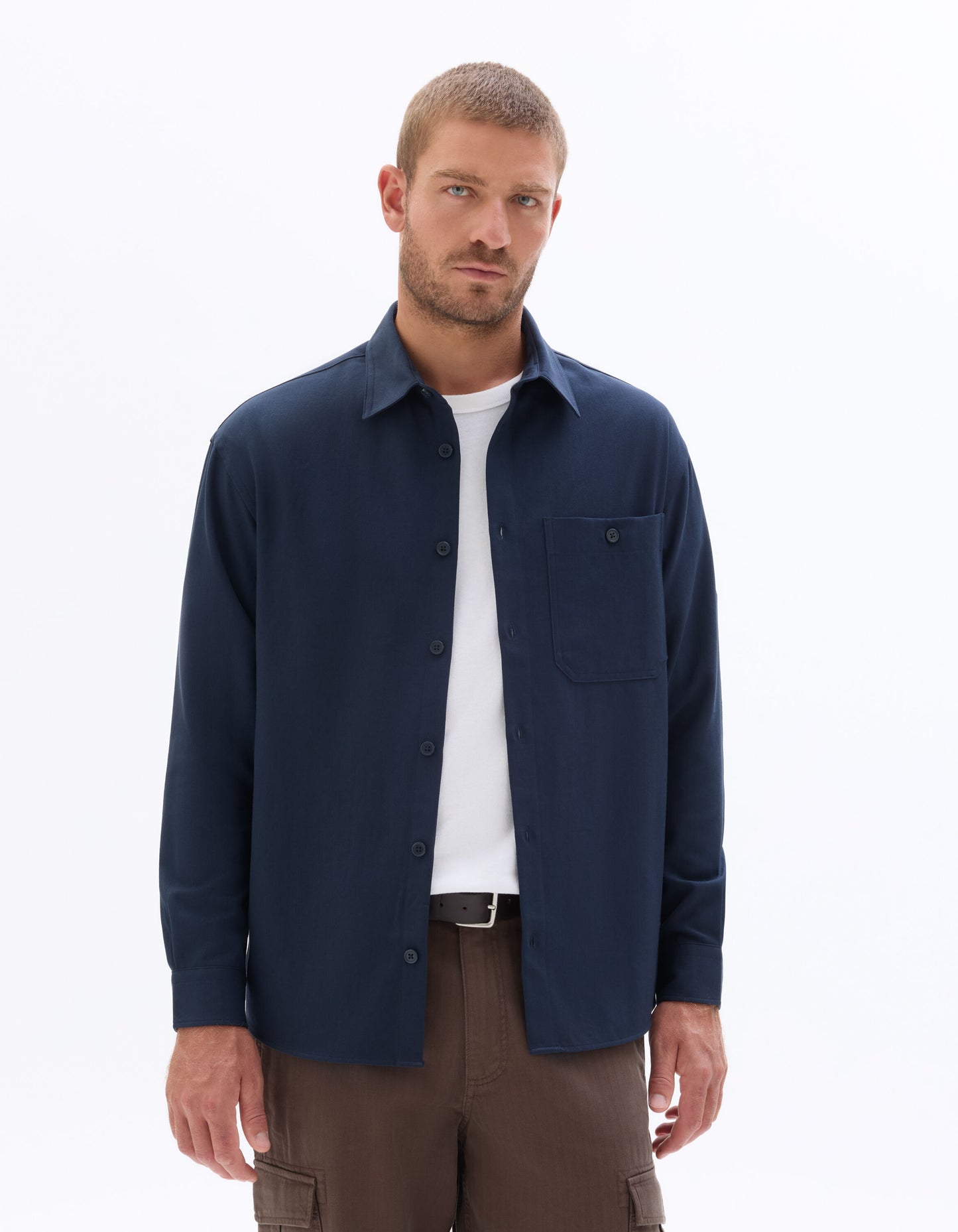 Loose Fit Poly-Viscose Solid Spread Collar Shirts - Navy Blue