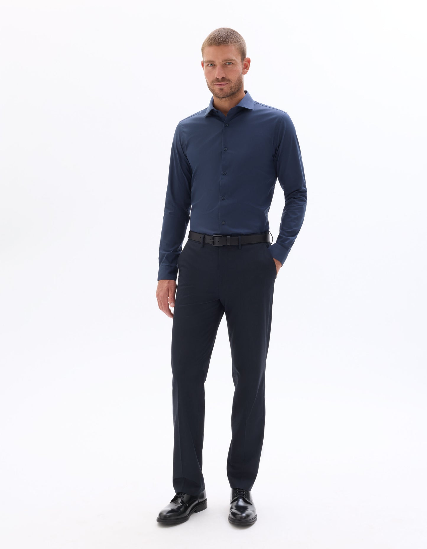Slim Fit 100% Cotton Solid Spread Collar Shirts - Navy Blue