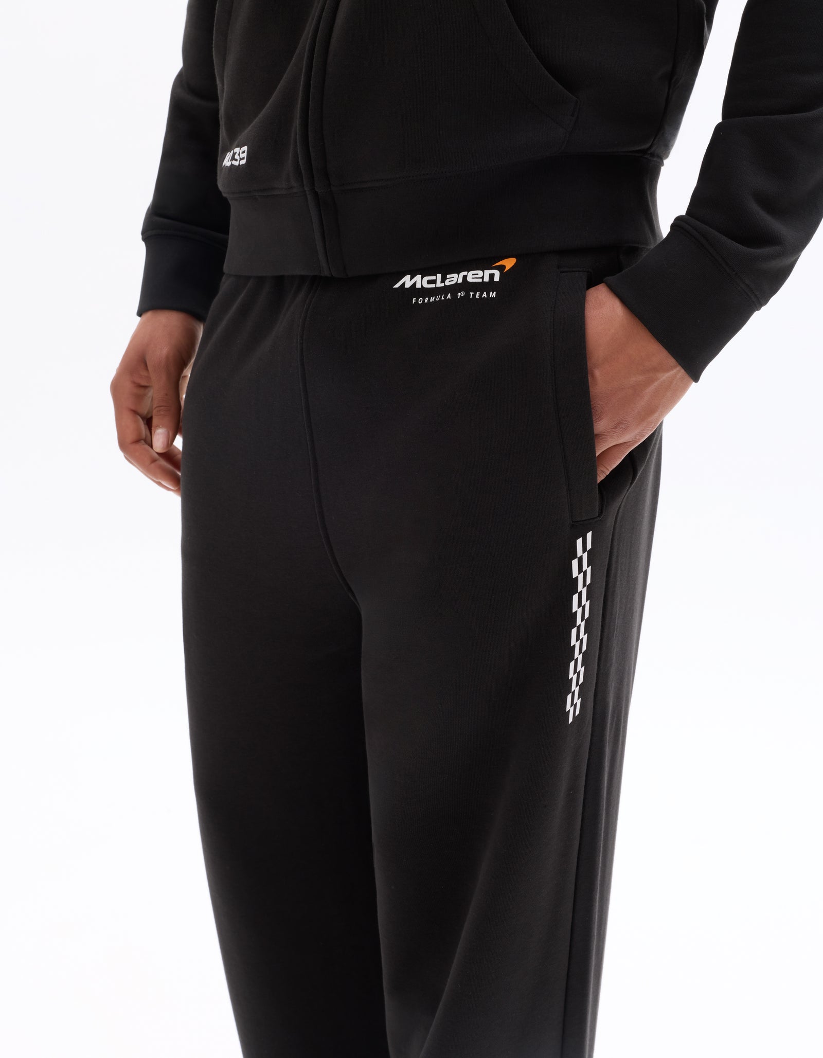 Regular Fit Poly-Cotton Solid Casual Trouser
