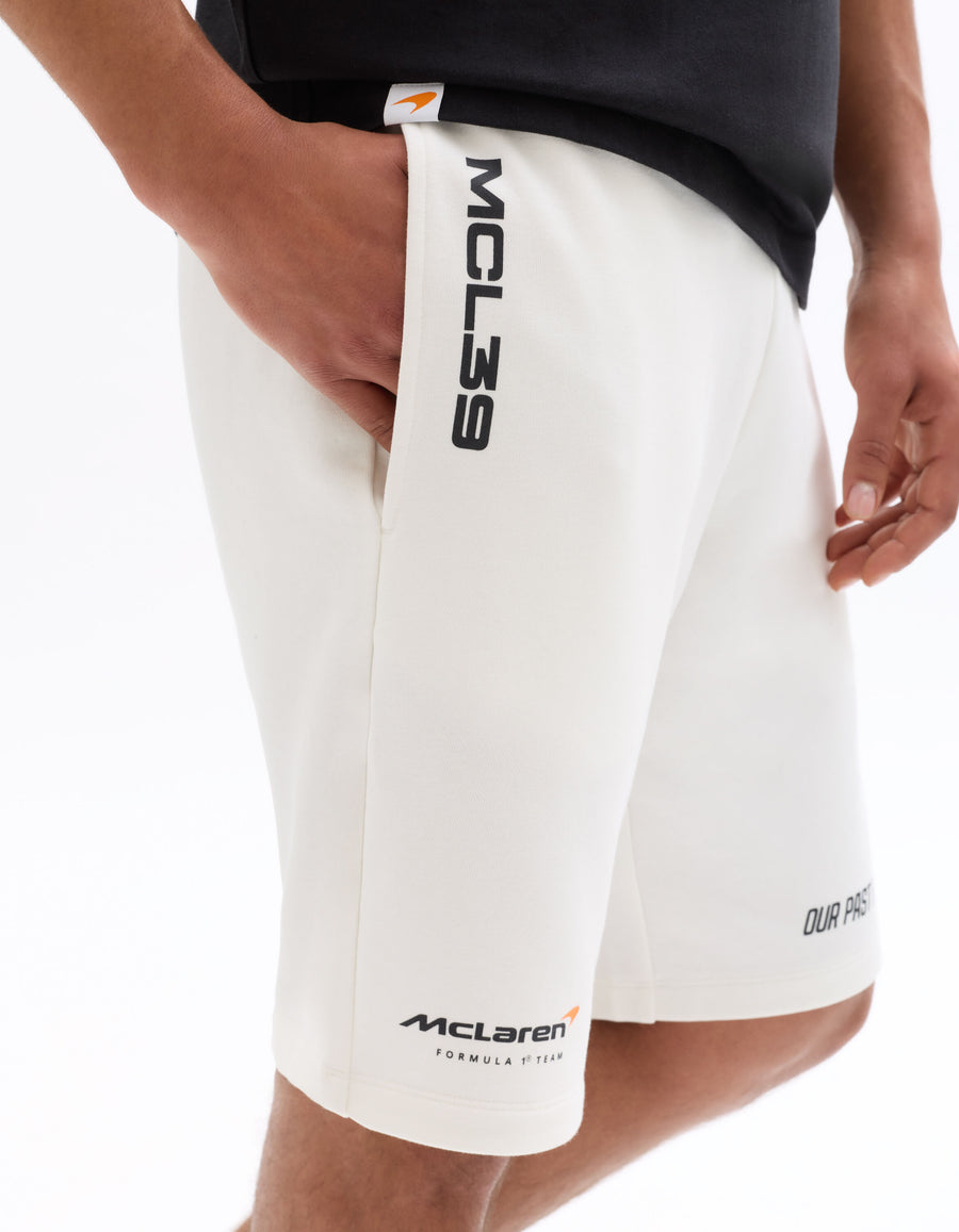 Regular Fit Poly-Cotton Solid Bermuda