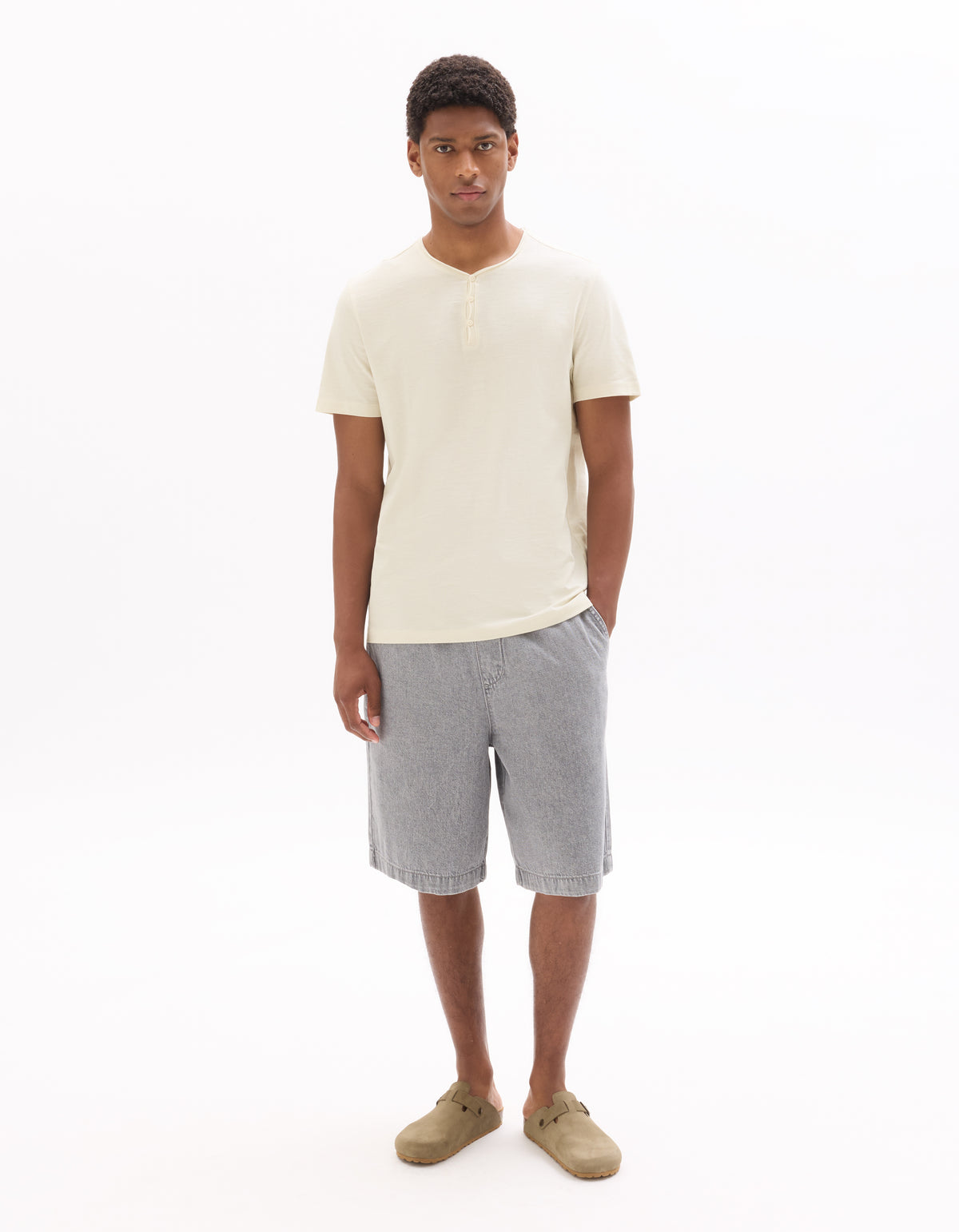 Regular Fit 100% Cotton Solid V Neck T-Shirts