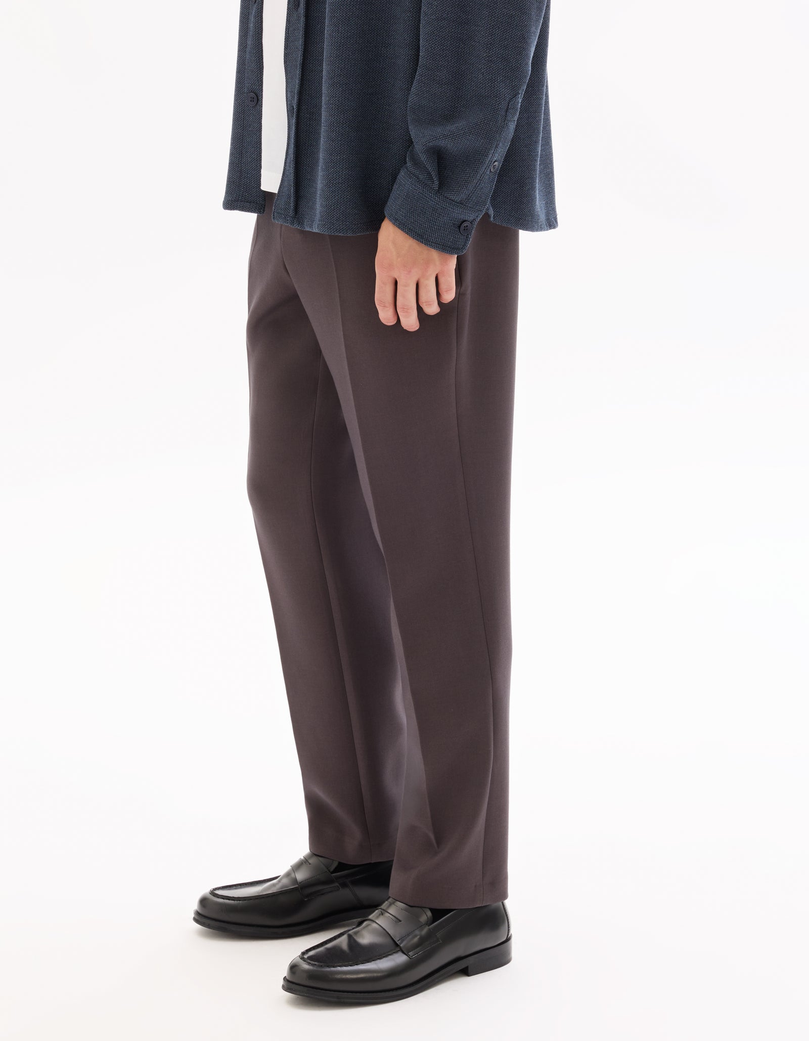 Straight Fit Poly-Viscose Solid  Casual Trouser - Brown