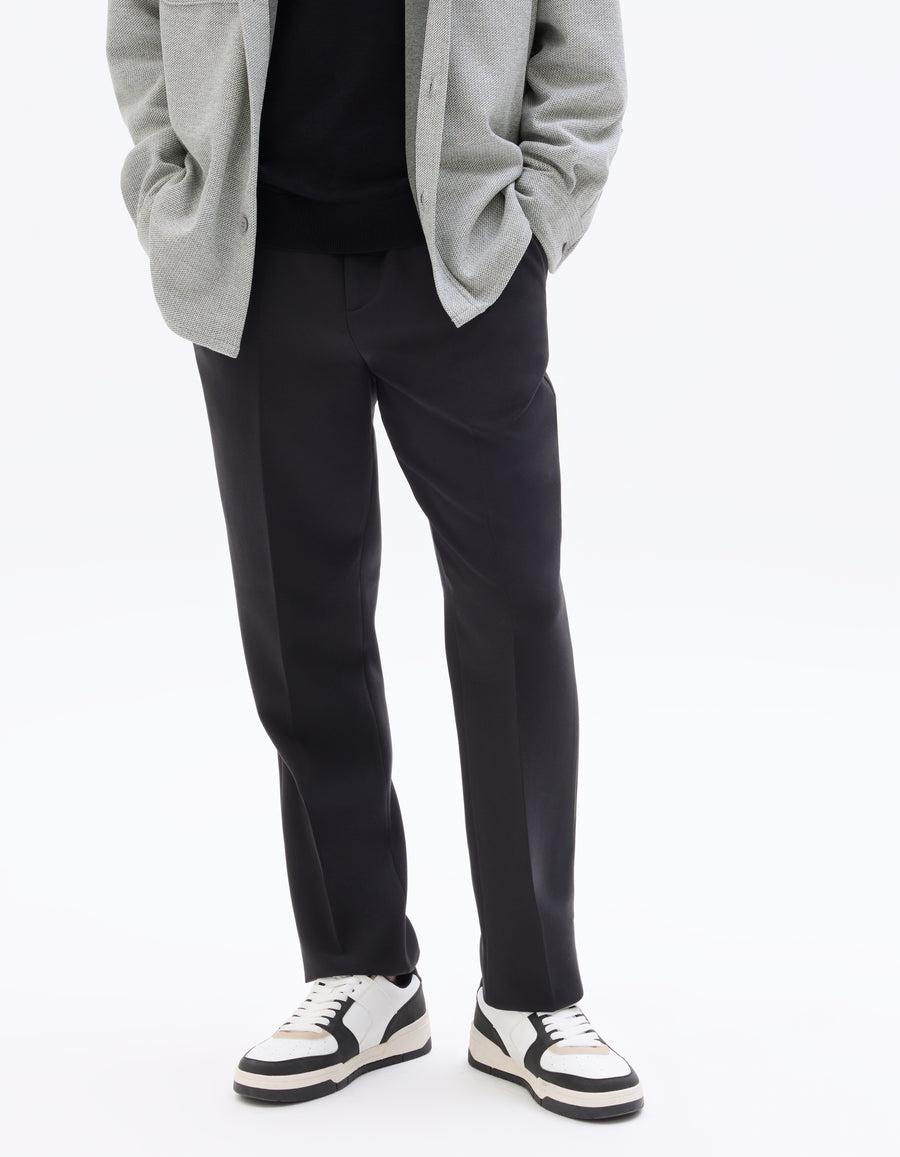 Straight Fit Poly-Viscose Solid  Casual Trouser - Black