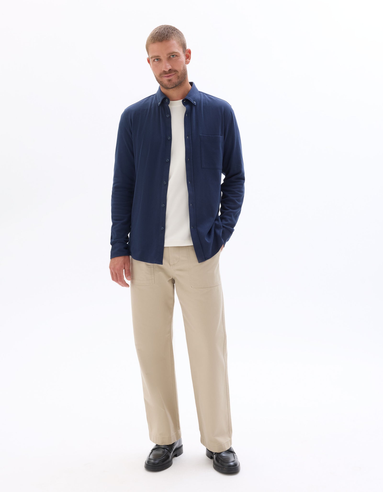 Regular Fit 100% Cotton Solid Spread collar Shirts