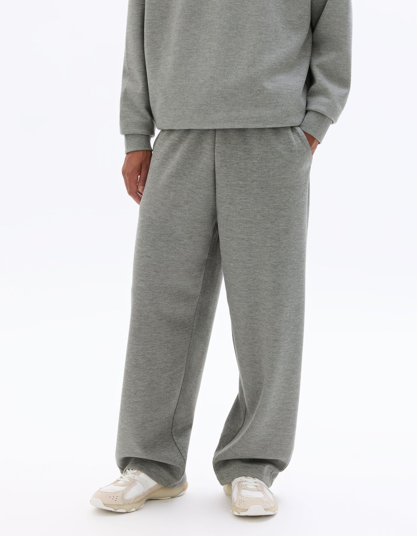 Loose Fit Poly-Cotton Solid Casual Trouser