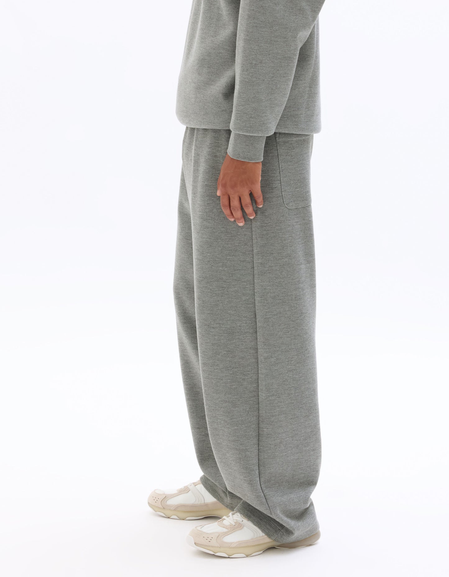 Loose Fit Poly-Cotton Solid Casual Trouser